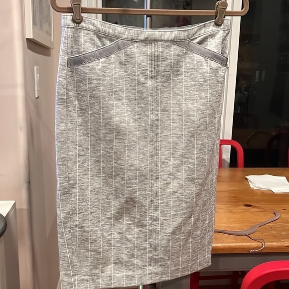 🍕🪻ATM skirt midi pinstripe gray white medium CLOSEOUT - Picture 5 of 10
